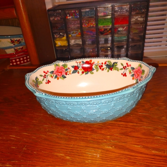 Pioneer Woman Vegetable Bowl - Picture 2 of 4